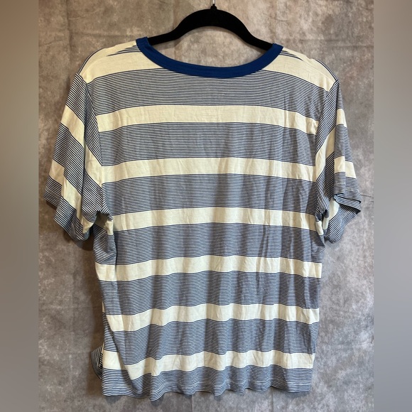 Brand new AEO tshirt - Picture 5 of 5